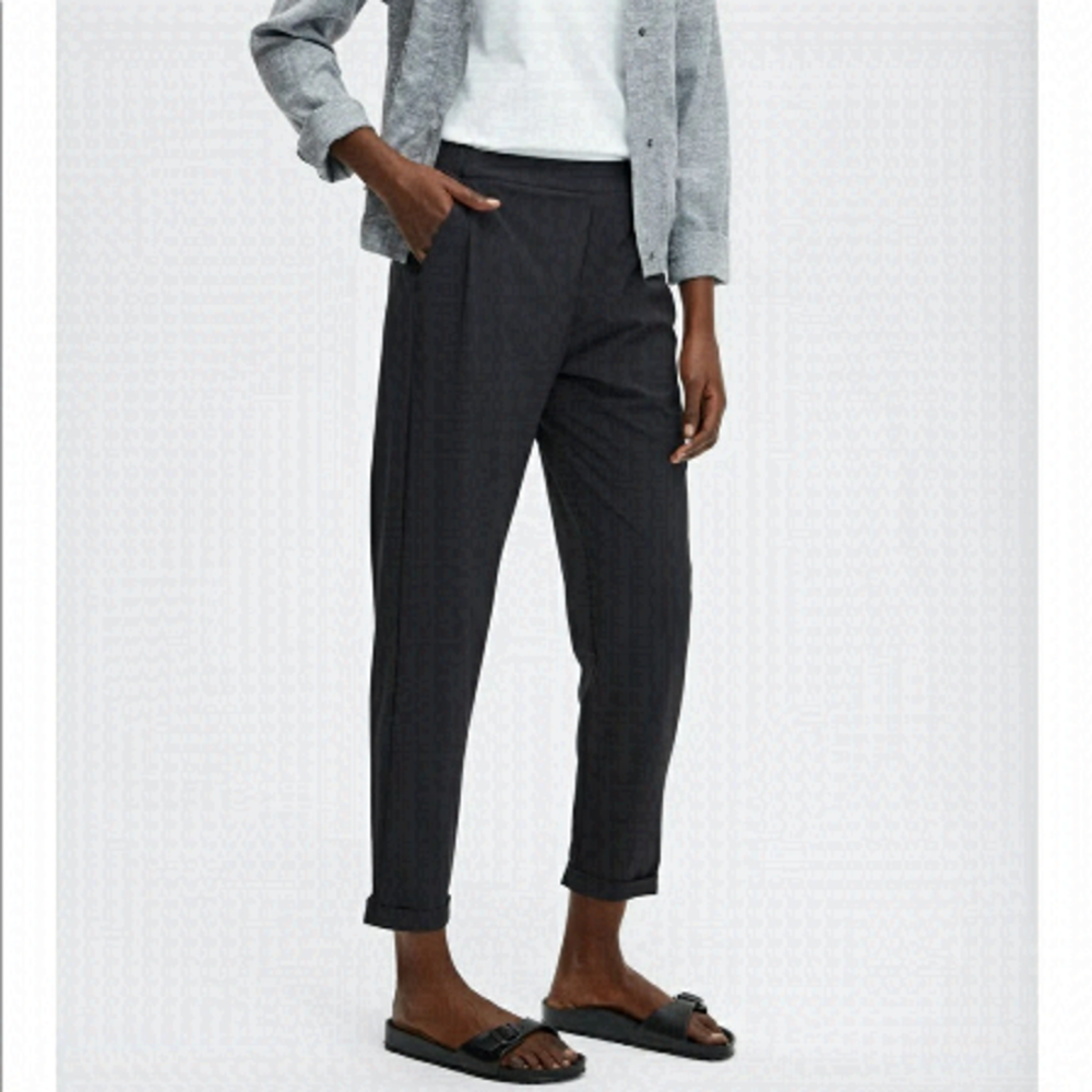 Mec Hiking Gray Jogger long Pant - Size 4 biologic cotton and spandex